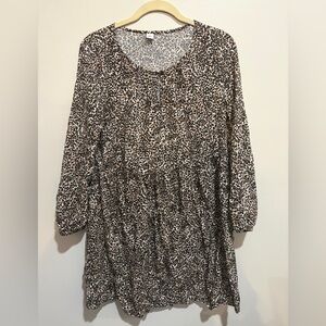 Old Navy Leopard Print Long Sleeve Dress
